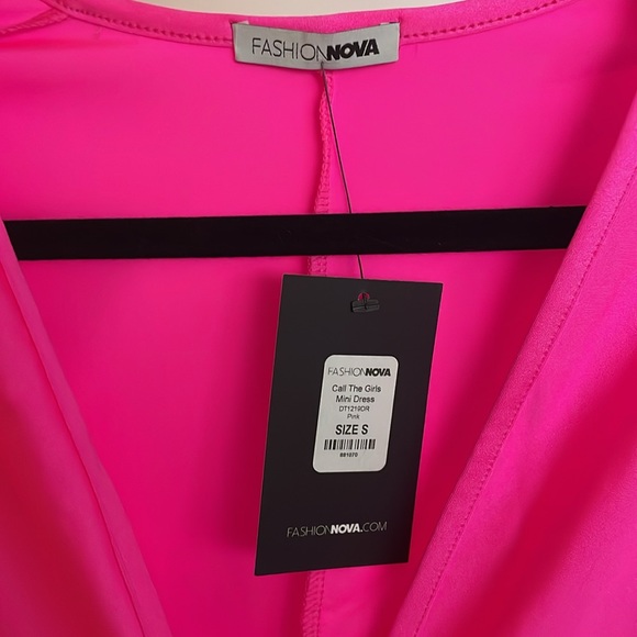 Fashion Nova Dress - Picture 2 of 5